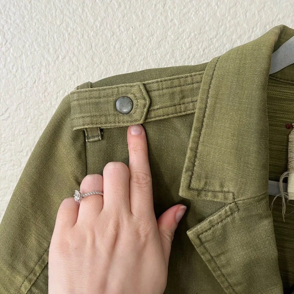 HEI HEI Anthropologie Ruffleback Military Green Jacket Women’s Size M - Picture 6 of 15